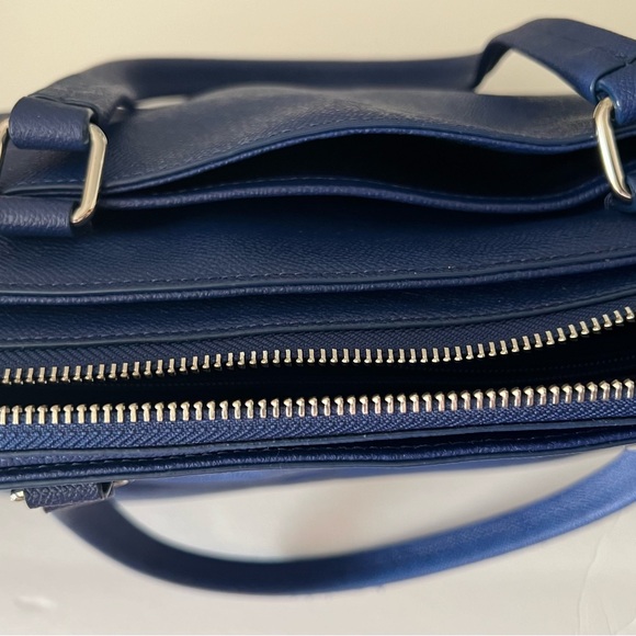 Cole Haan American Airlines Blue Leather Travel Bag - Picture 5 of 12
